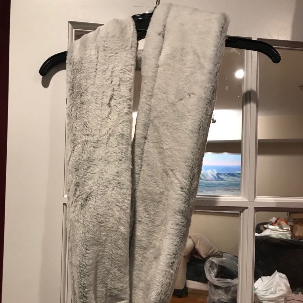 Neck faux fur shawl !!!Firm